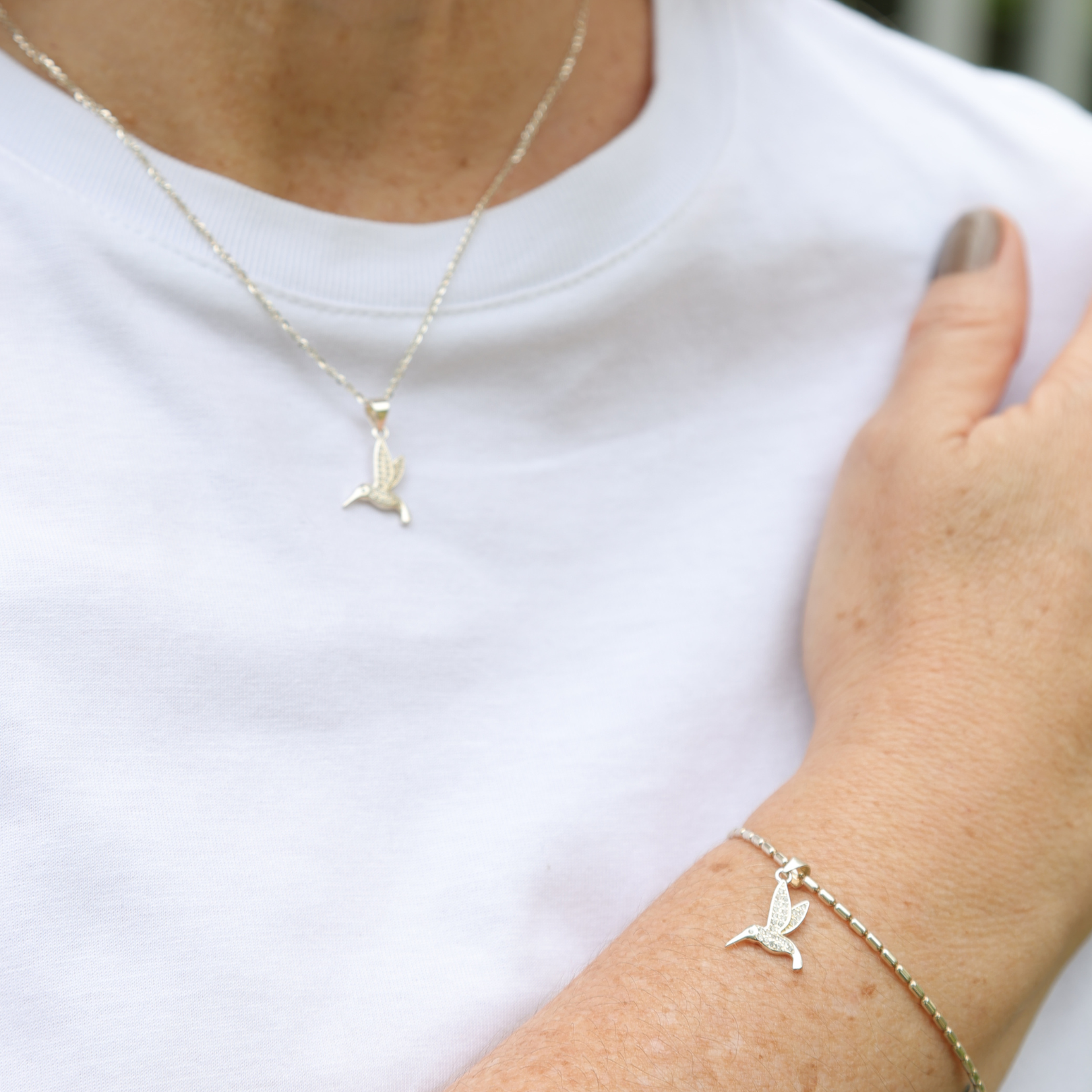 NUEVA PULSERA COLIBRÍ EN PLATA "UN AMOR QUE TRASCIENDE A LA VIDA" (PREVENTA)