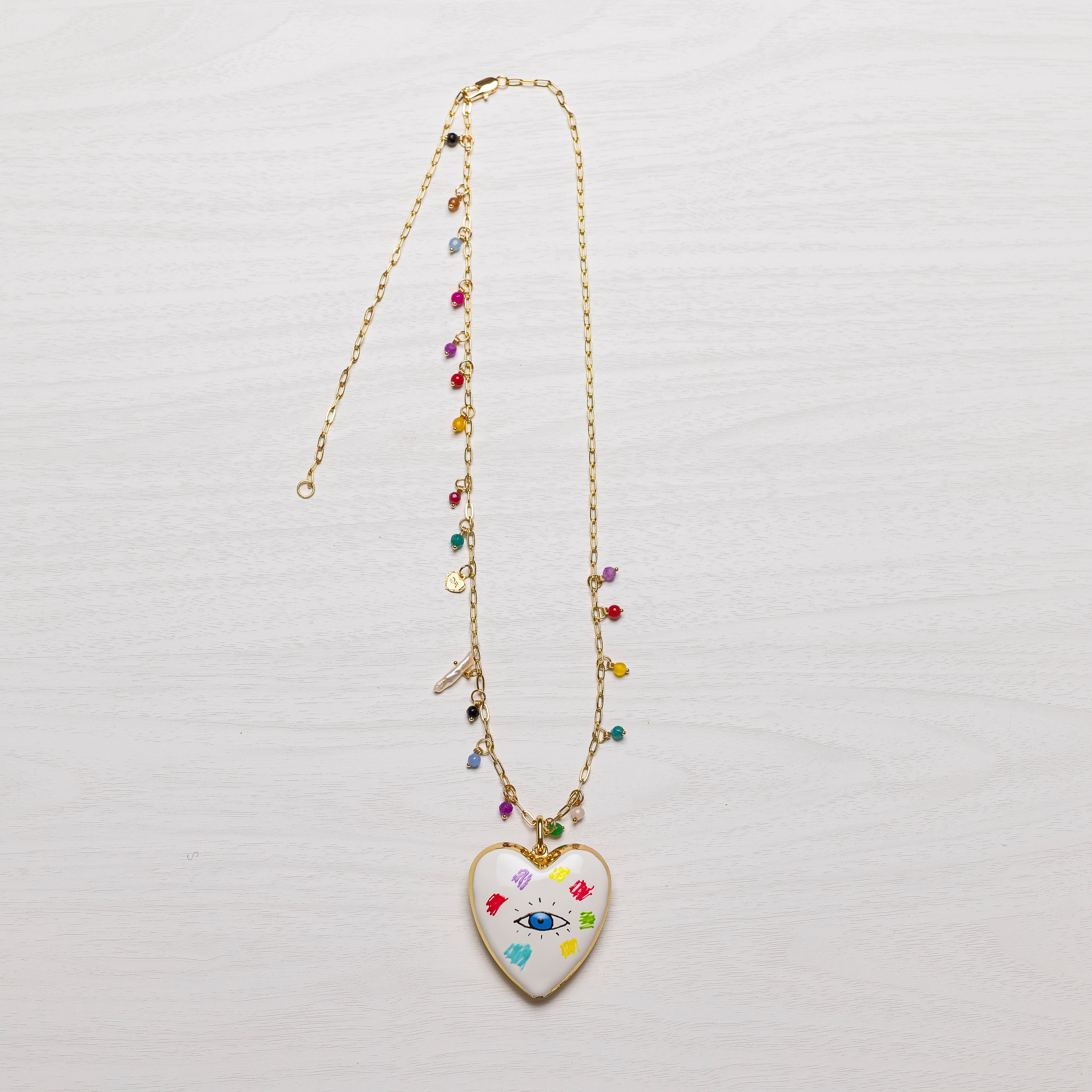COLLAR CORAZÓN PINTADO