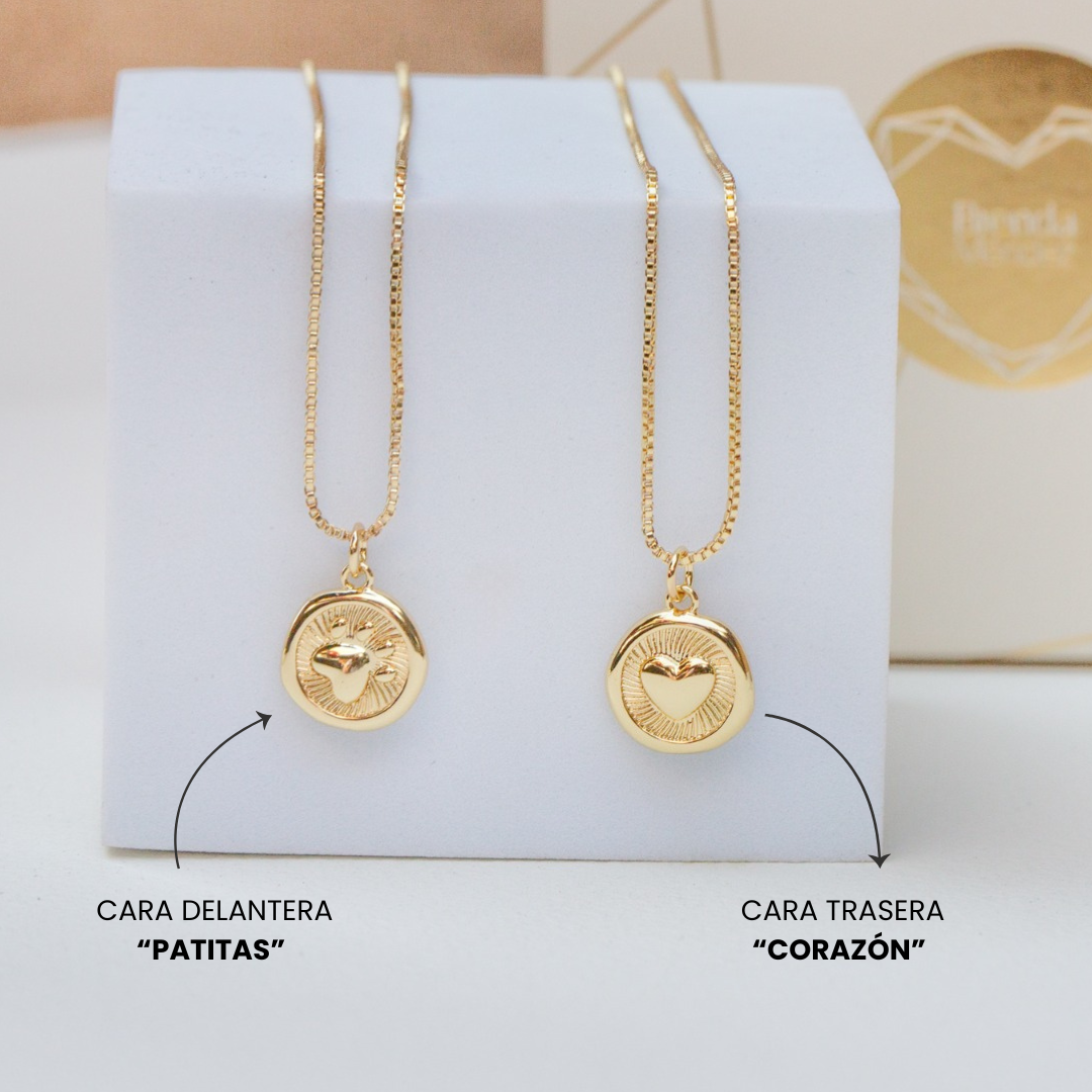 COLLAR "PATITAS DE AMOR"