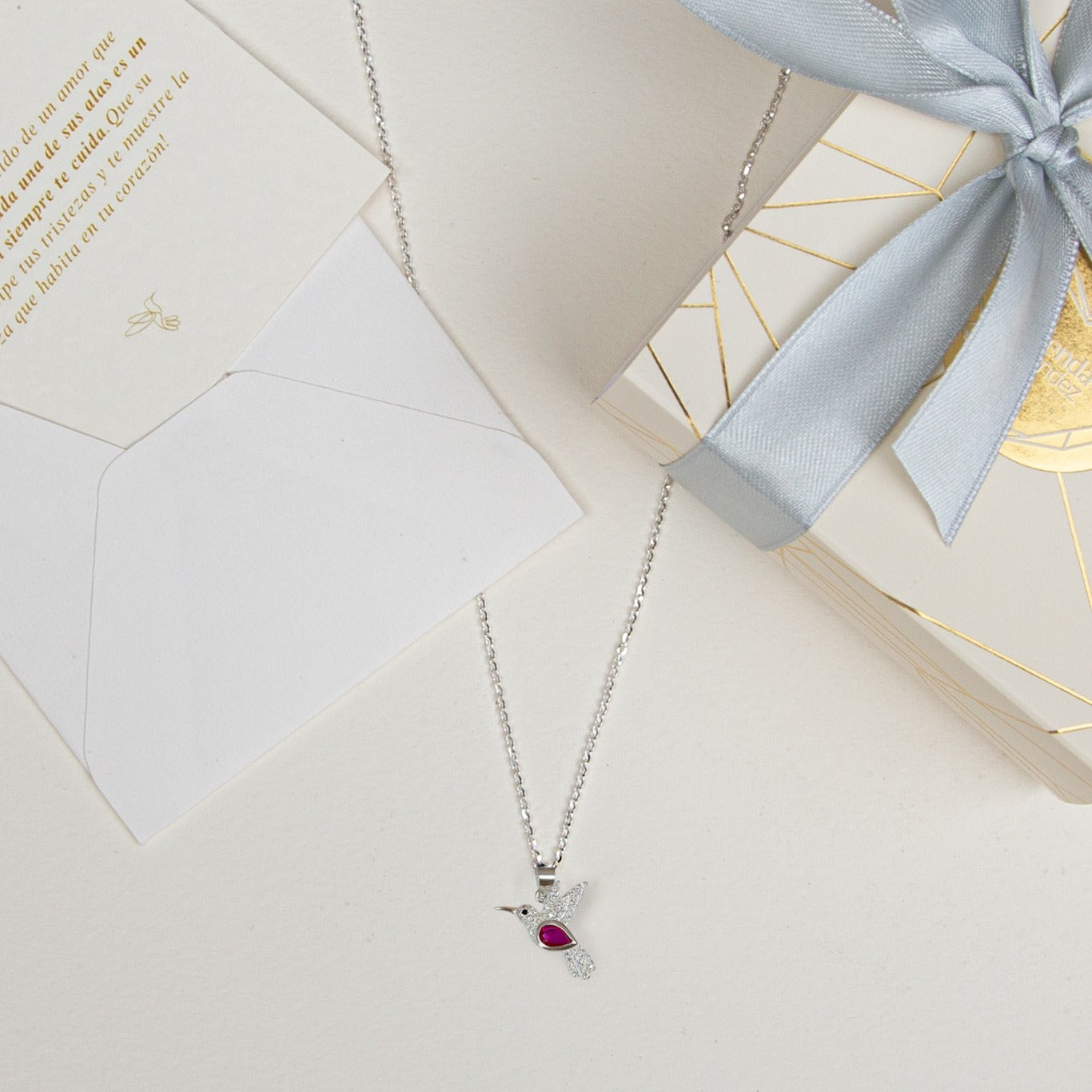 NUEVO COLLAR COLIBRÍ "ALMA MAGENTA" EN PLATA