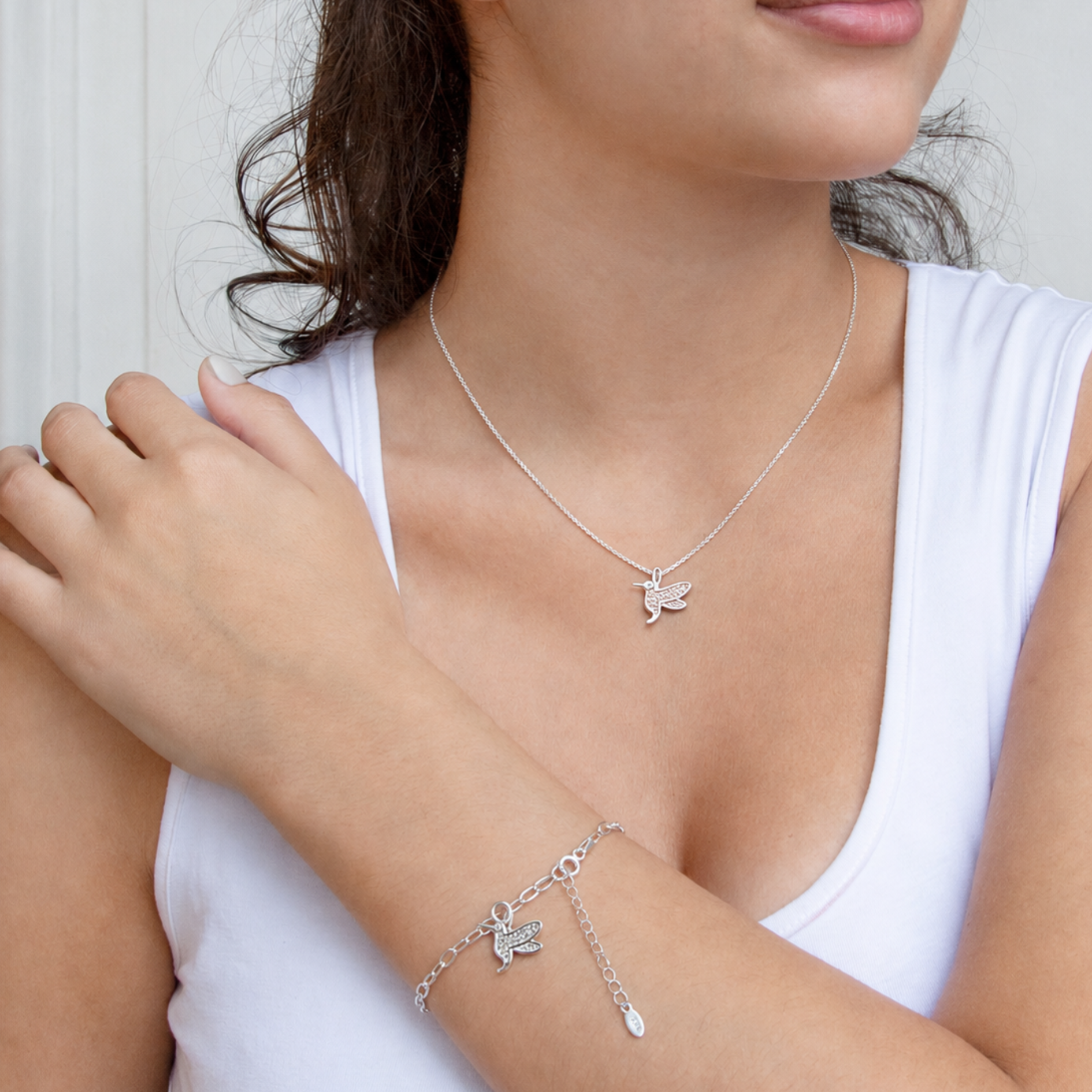 CONJUNTO COLIBRÍ "ALMA ETERNA" COLLAR + PULSERA BAÑO DE PLATA