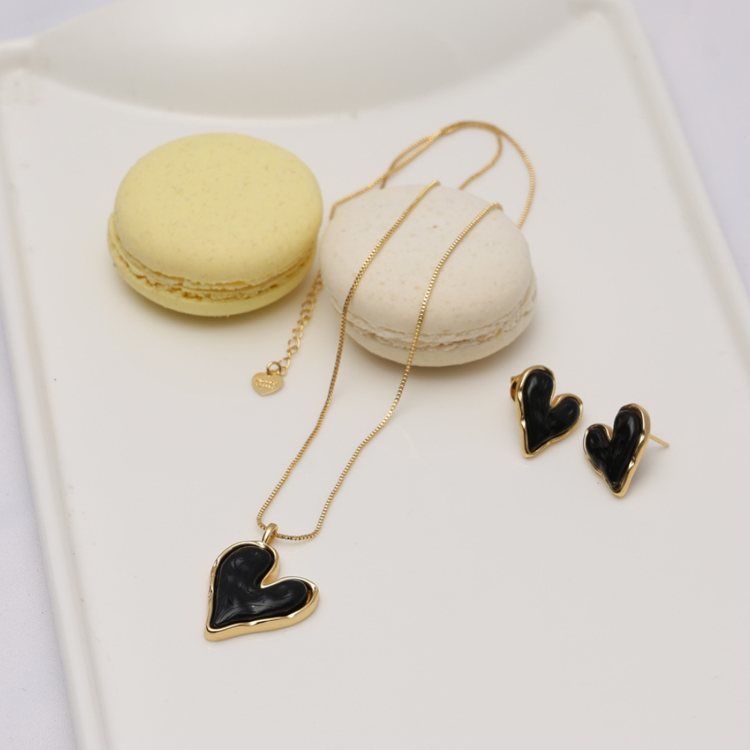Conjunto VIVA Esencial (Collar + Aros)